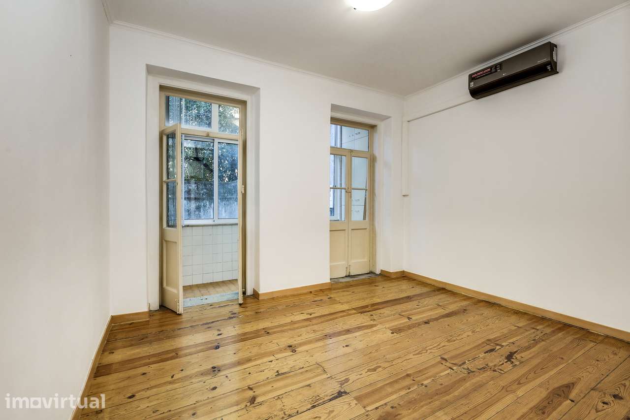Apartamento T3 na Calçada do Lavra - Grande imagem: 2/31