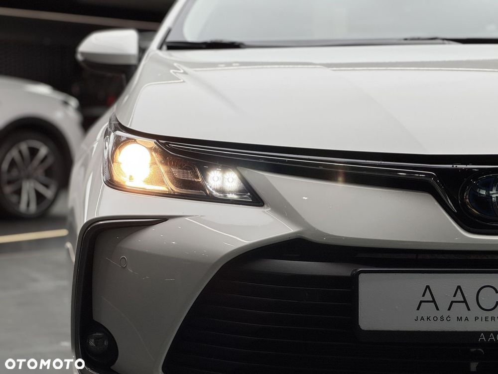 Toyota Corolla 1.8 Hybrid GPF Comfort - 39