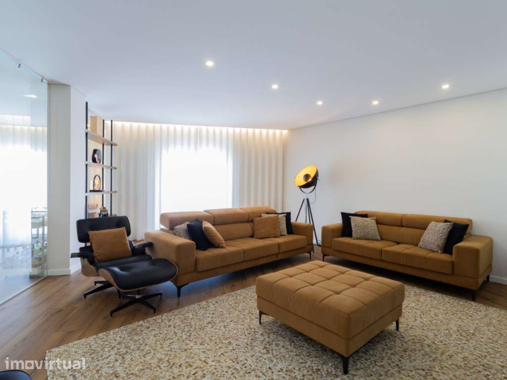 Exclusivo T4 Penthouse de Luxo com 315 m² na Póvoa de Santa Iria. - Grande imagem: 2/49