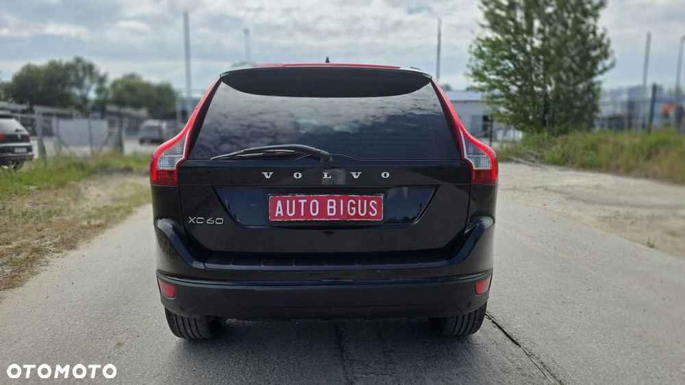 Volvo XC 60 - 8