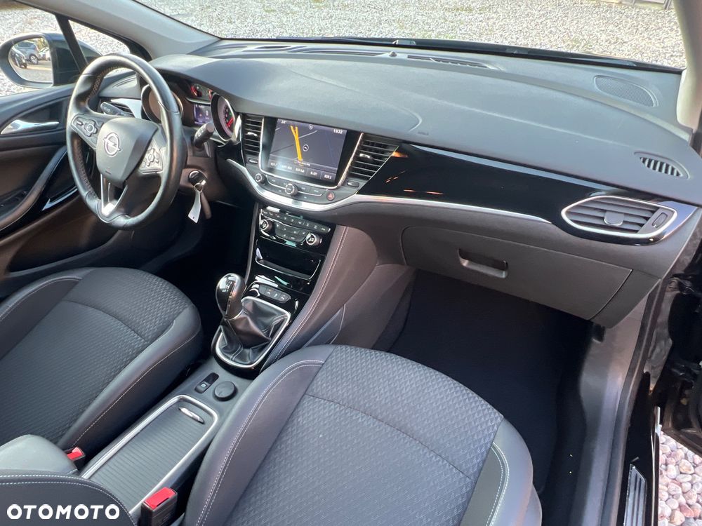 Opel Astra 1.4 Turbo Innovation - 27