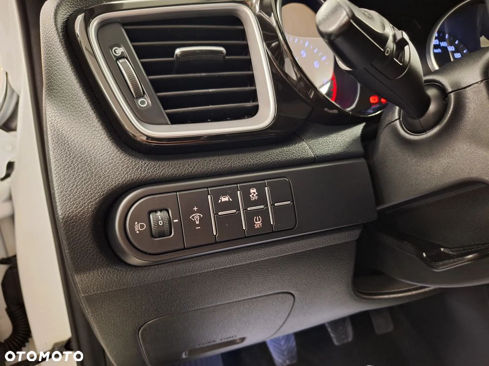 Kia XCeed 1.4 T-GDI OPF JBL SOUND EDITION - 31