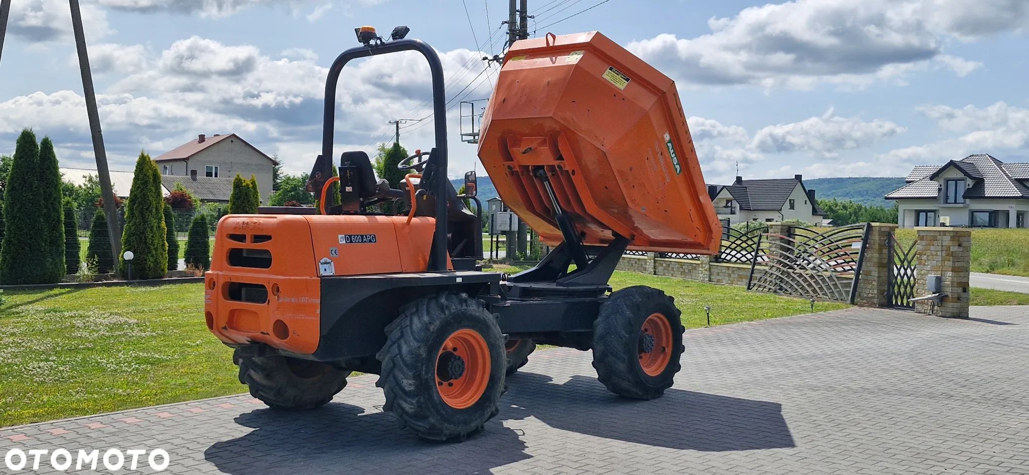 Ausa D 600/ Maszyna sprowadzona/ - 1