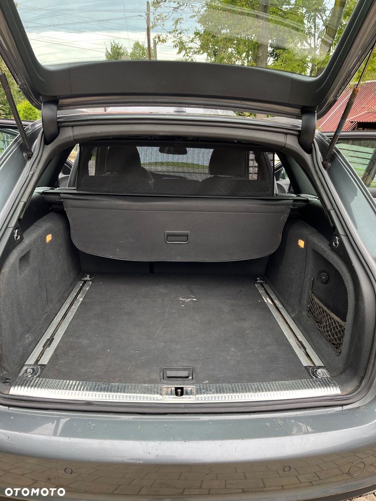 Audi A4 Avant 2.0 TDI Quattro S tronic - 24