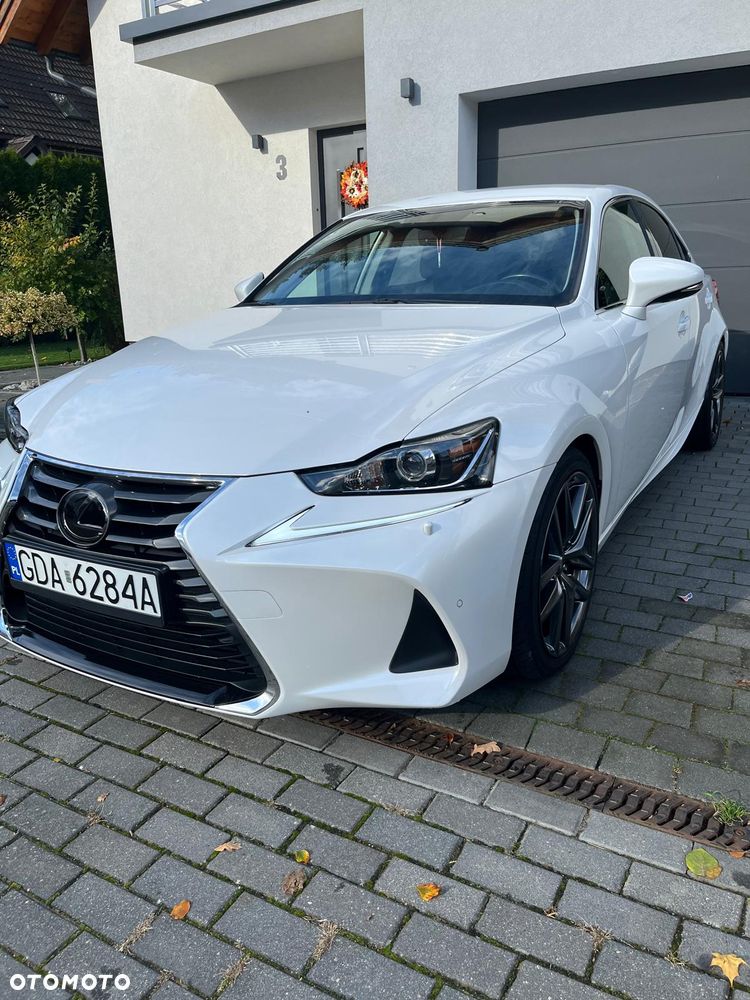 Lexus IS 200t Elite - 8