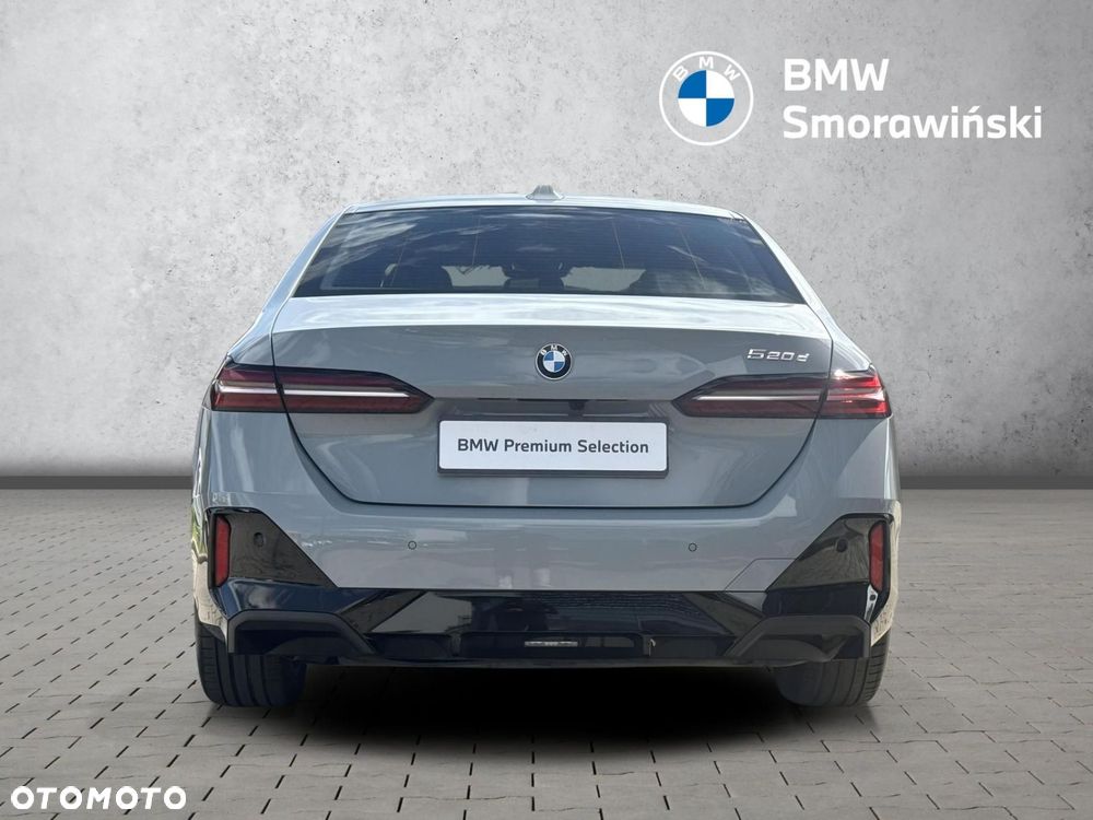 BMW Seria 5 520d mHEV M Sport - 4