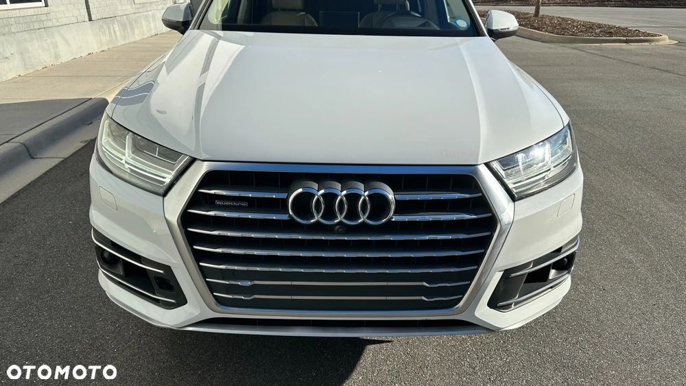 Audi Q7 - 3