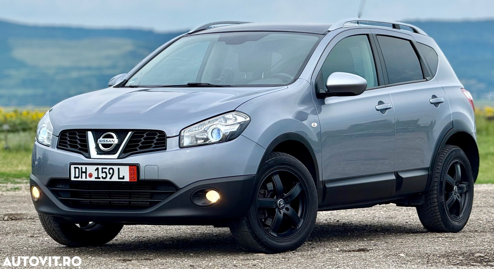 Nissan Qashqai 2.0 dCi DPF 4x4 Aut tekna - 1