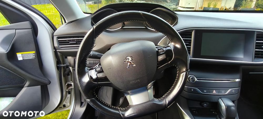 Peugeot 308 BlueHDi 150 EAT6 Stop & Start Allure - 15