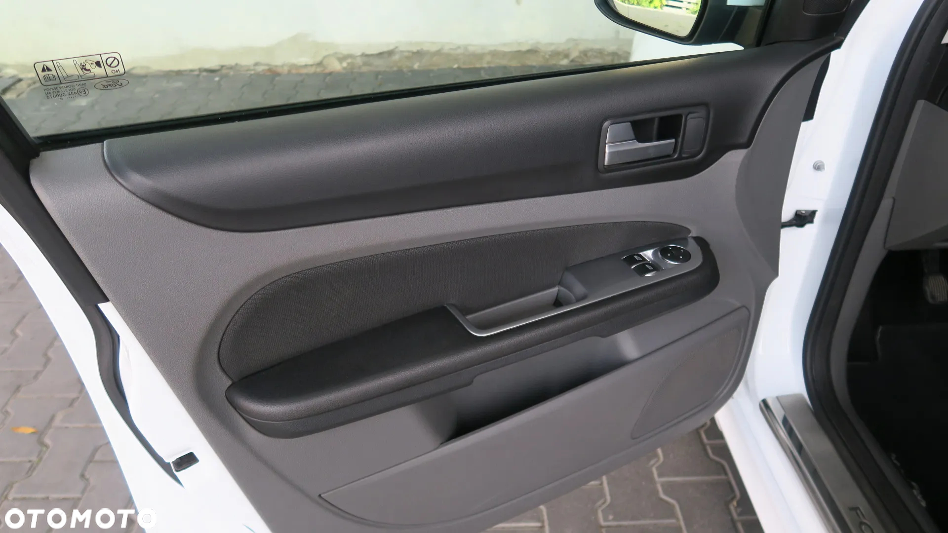 Ford Focus - 16