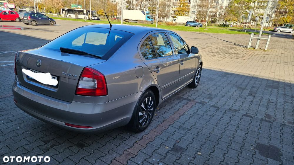 Skoda Octavia 1.4 TSI Ambiente - 5
