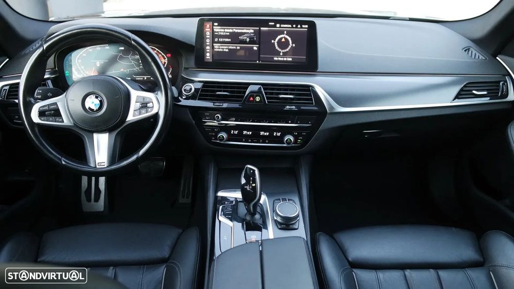BMW 520 d Pack Desportivo M Auto - 15