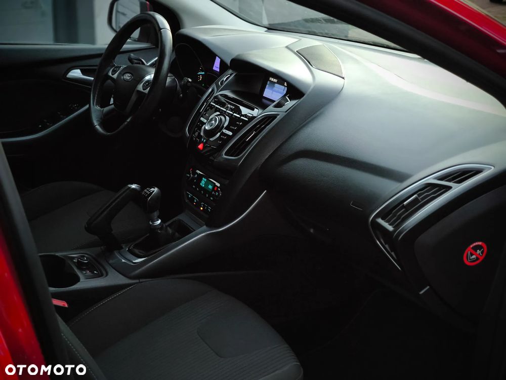 Ford Focus 1.0 EcoBoost Titanium - 19