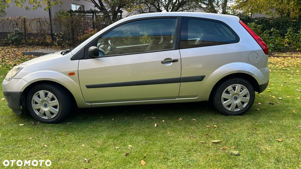 Ford Fiesta 1.3 - 2
