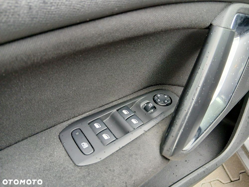 Peugeot 308 1.2 PureTech Active S&S - 13