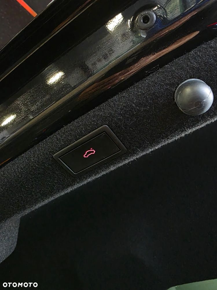 Skoda Superb 2.0 TDI SCR Style DSG - 20