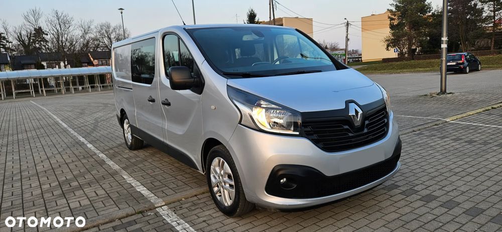 Renault TRAFIC - 1