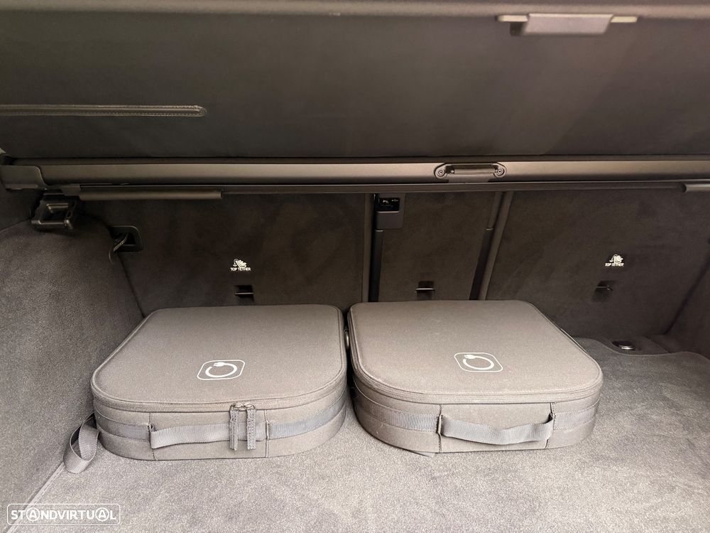 Mercedes-Benz E 300 de AMG Line - 32