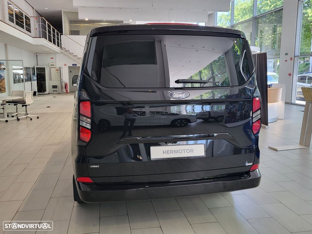 Ford Tourneo Custom - 5