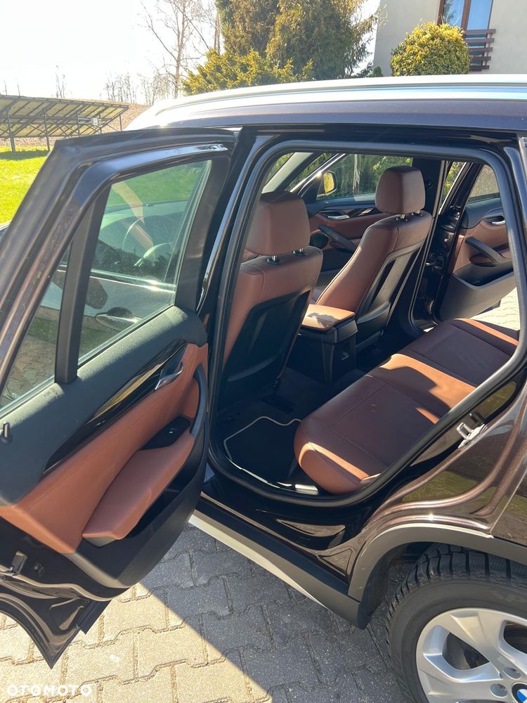 BMW X1 sDrive18d - 10