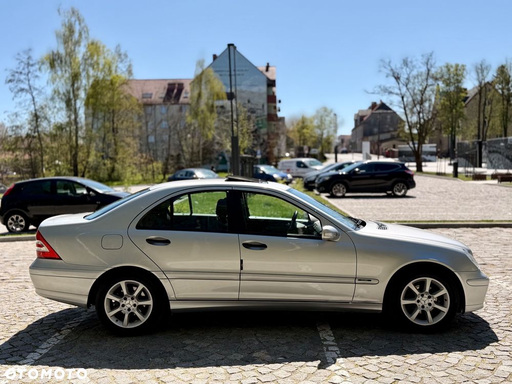 Mercedes-Benz Klasa C 180 Kompressor Automatik Classic - 5