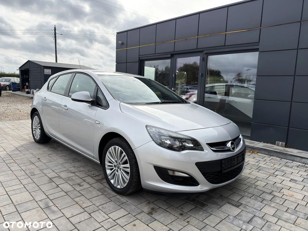 Opel Astra 1.6 Cosmo - 11