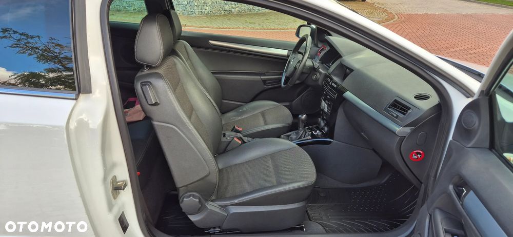 Opel Astra - 18