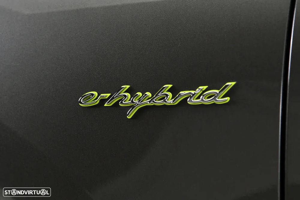 Porsche Cayenne E-Hybrid — fotografia 6
