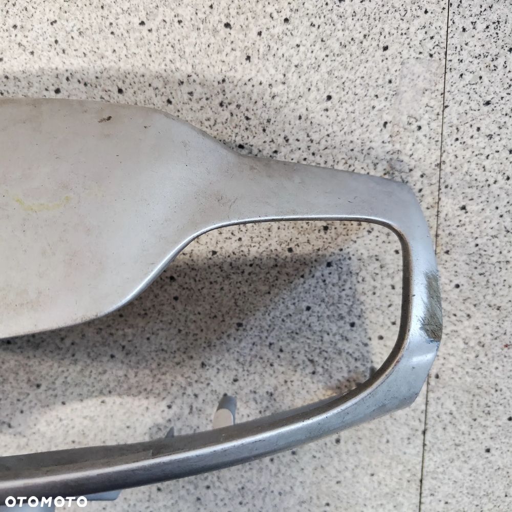 Czacha, czasza, owiewka przód, osłona lampy, obudowa kierownicy Yamaha Cygnus 125 - 2