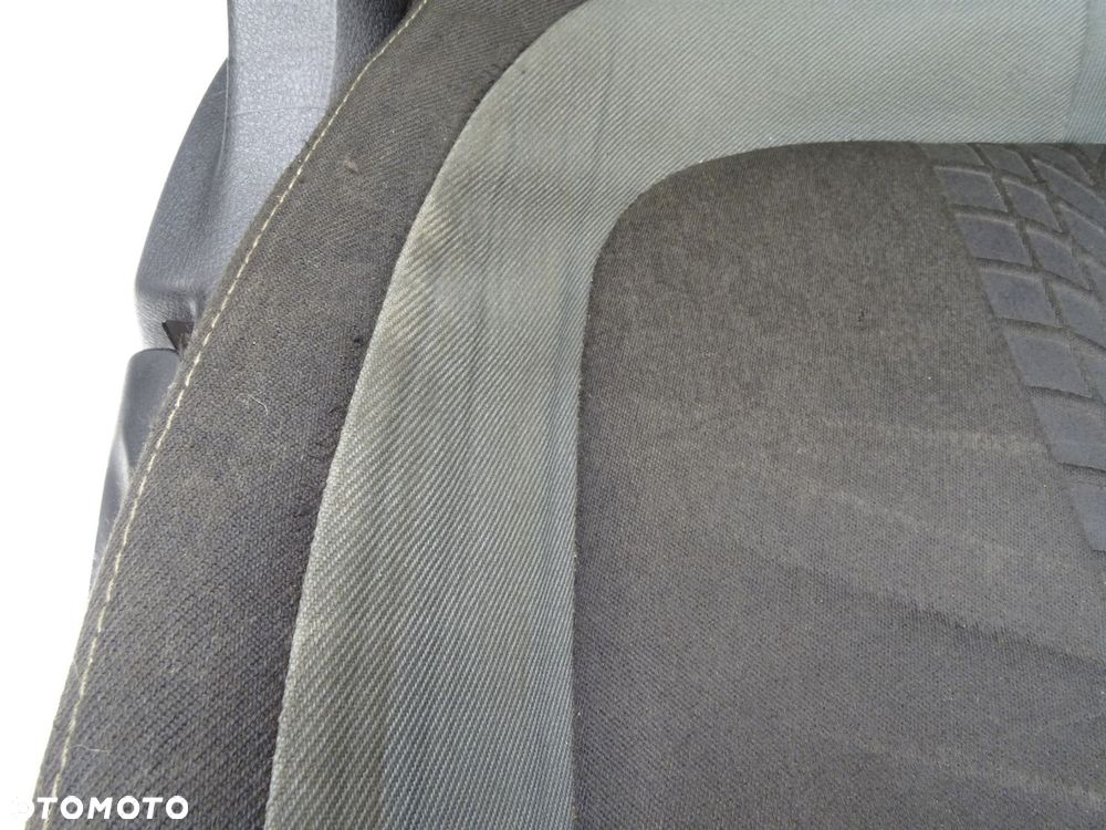 Komplet foteli kanapa tył prawy lewy tylna 8r0881105n skoda yeti i 5l - 9