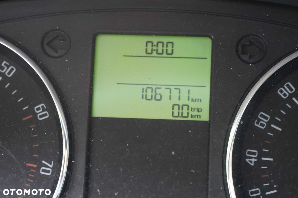 Skoda Roomster - 8