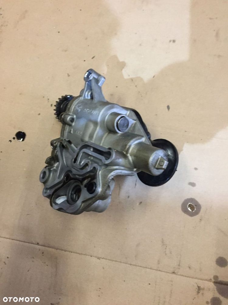 audi a4 b8 2.0 tfsi pompa oleju cdnc 06h115105af - 9