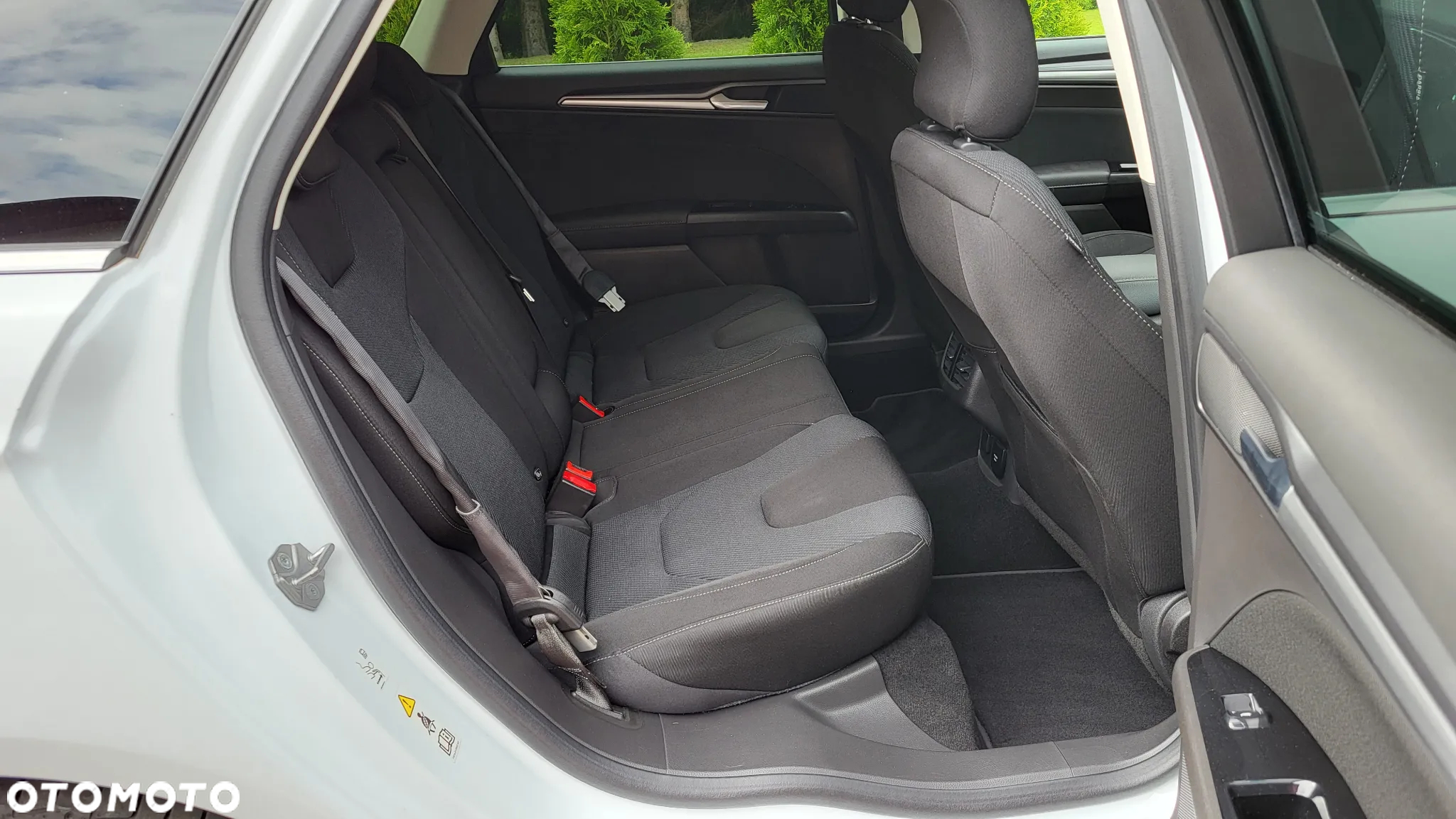Ford Mondeo 2.0 TDCi Titanium - 12