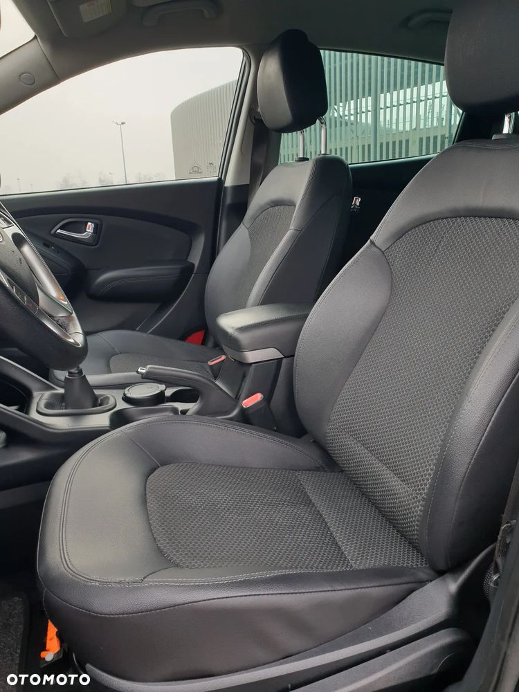 Hyundai ix35 1.6 GDI Premium 2WD - 21