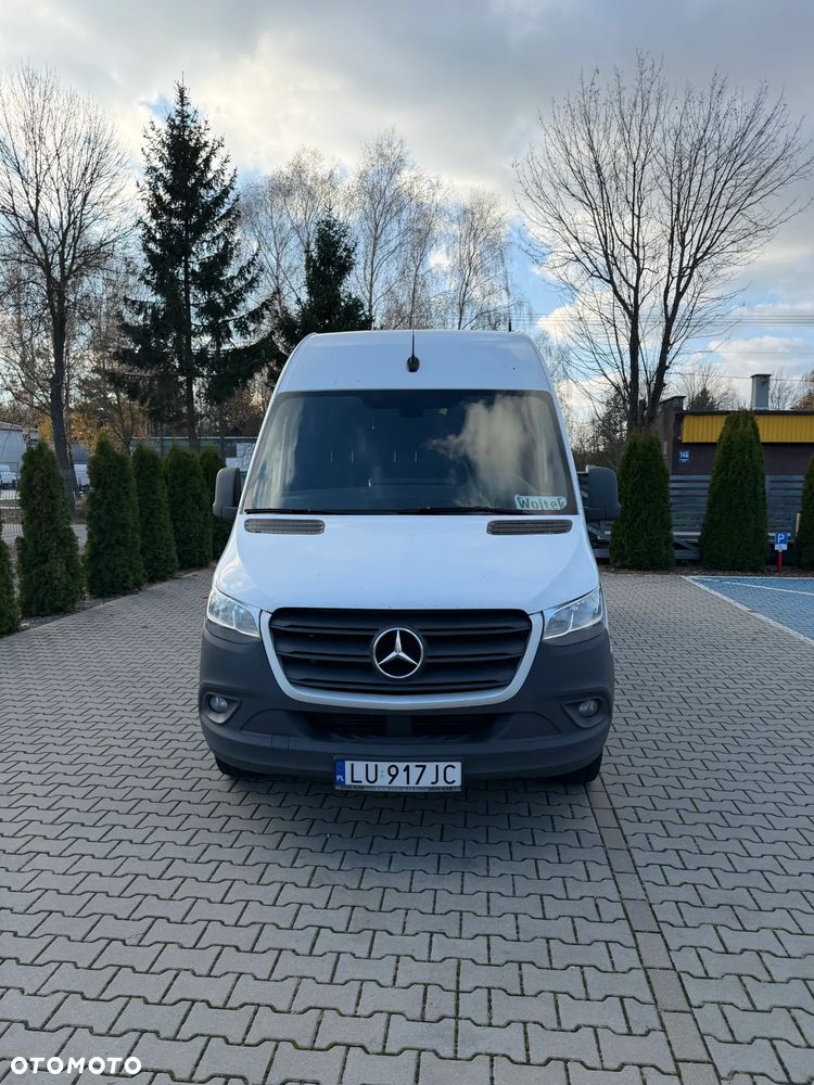 Mercedes-Benz SPRINTER 907 319 - 2