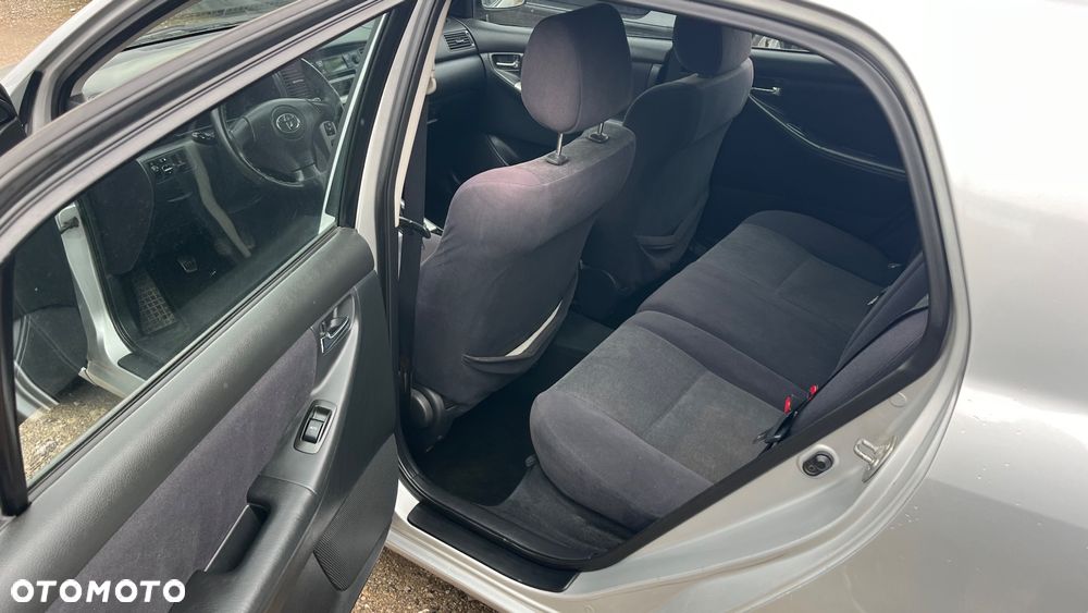 Toyota Corolla 2.0 D-4D Prestige - 6