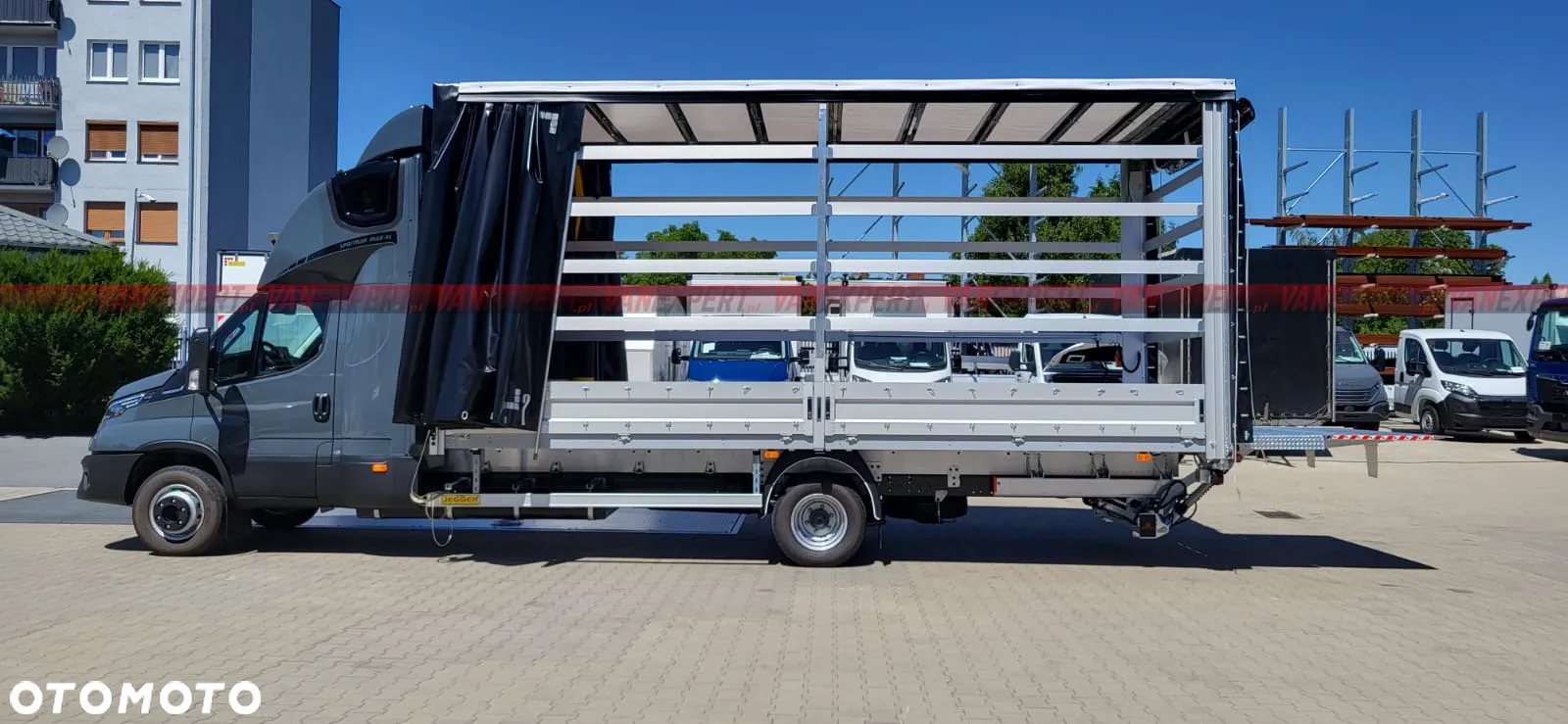 Iveco 70C A8 - MIĘDZYNARODÓWKA MAX - 28