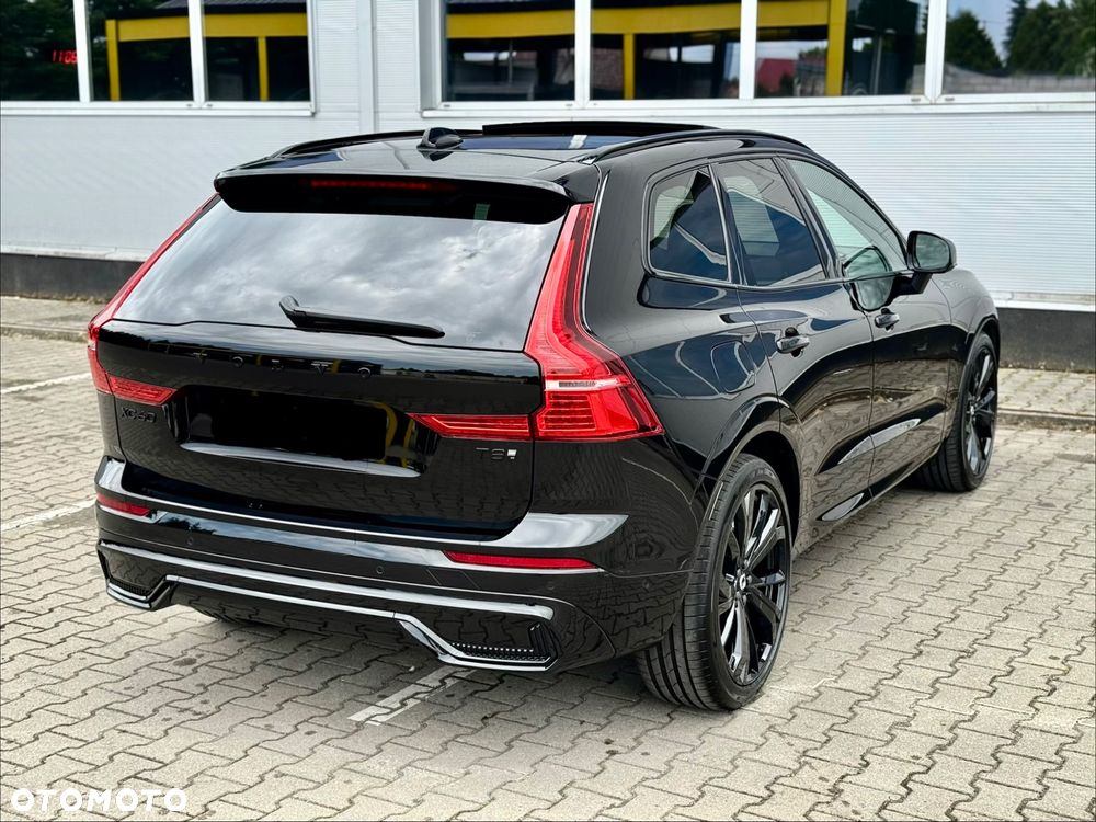 Volvo XC 60 T8 AWD Ultra Black Edition - 13