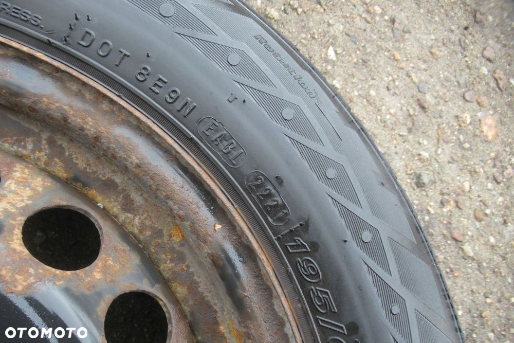 VW TOURAN KOŁA 15" OPONY ZIMOWE 195/65R15 - 4