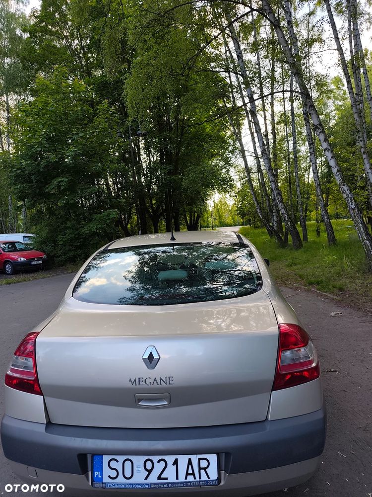 Renault Megane 1.5 dCi Confort Dynamique - 4