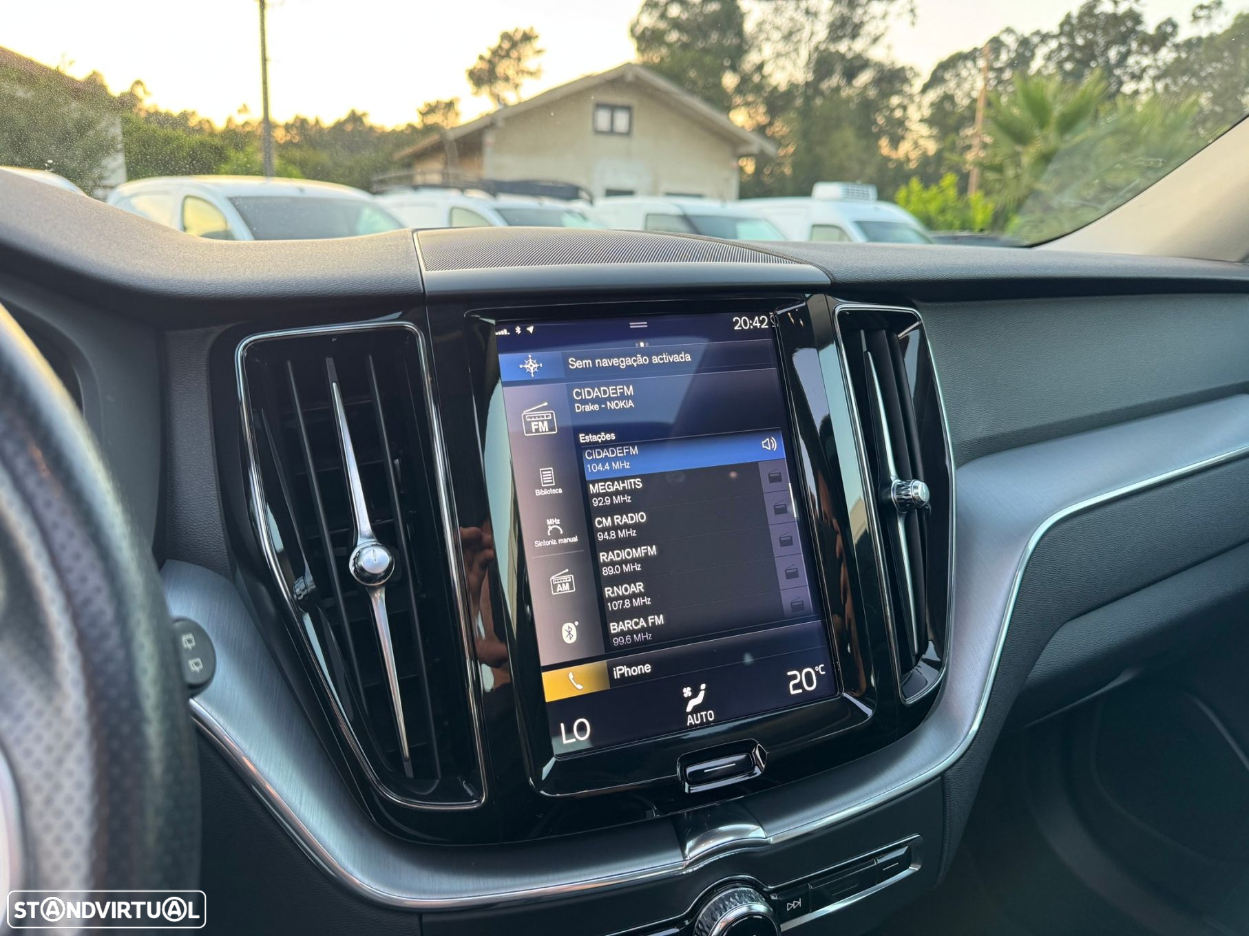 Volvo XC 60 2.0 D3 Momentum Plus - 16