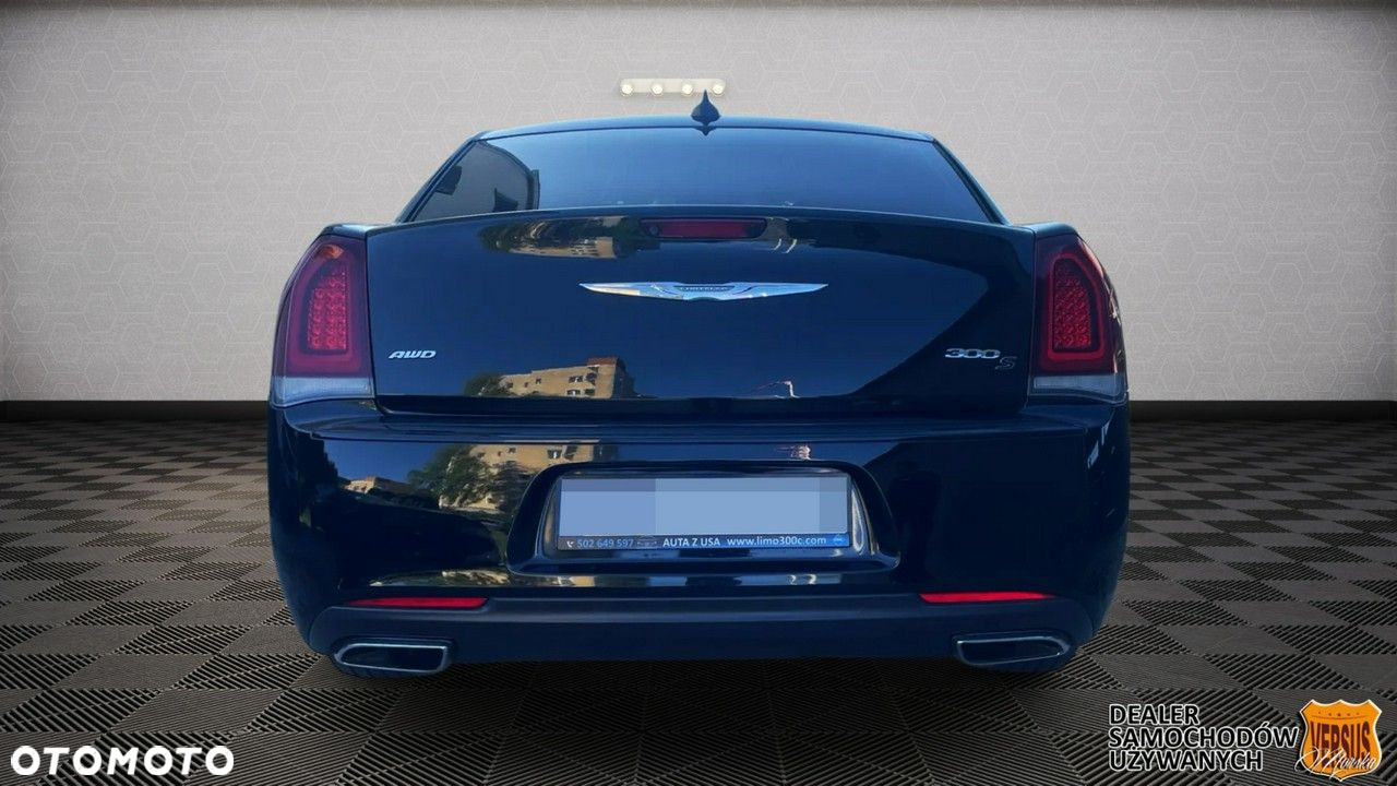 Chrysler 300C - 5