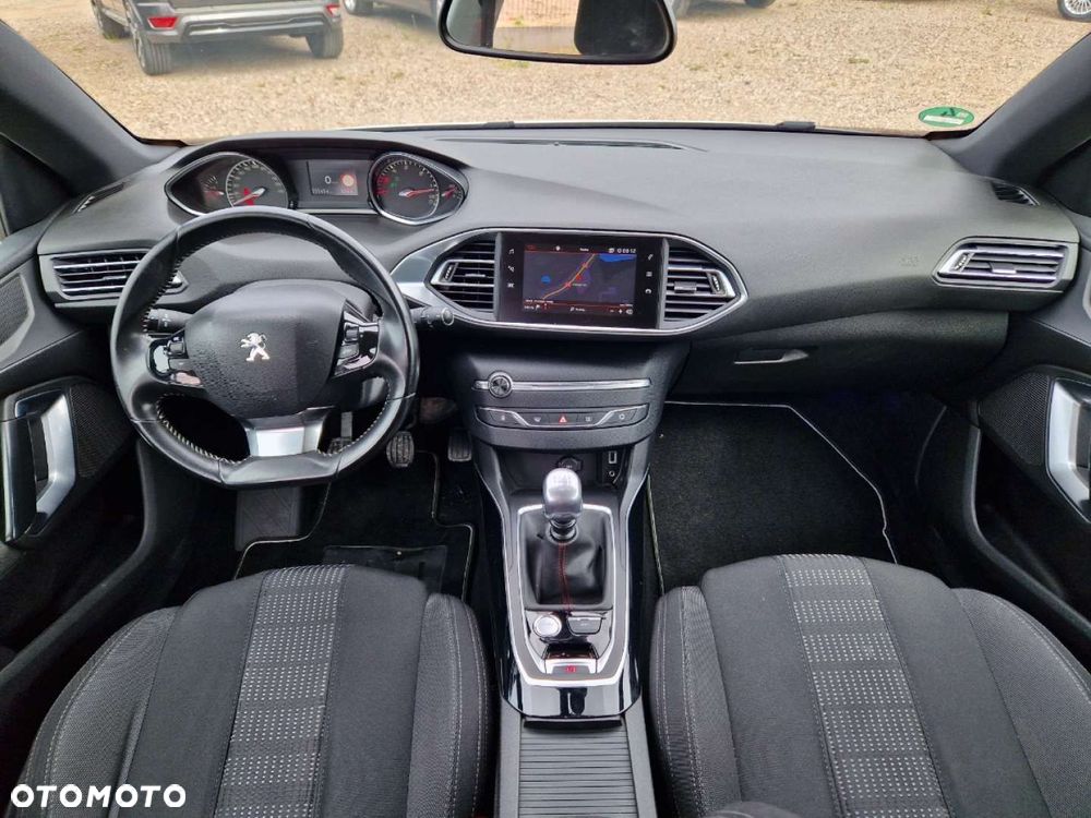 Peugeot 308 - 7