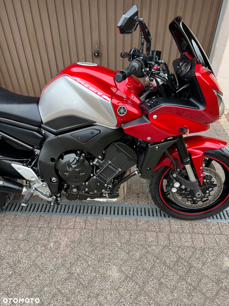 Yamaha FZ - 22