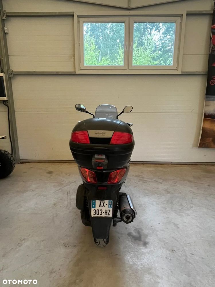 Yamaha X-max - 7