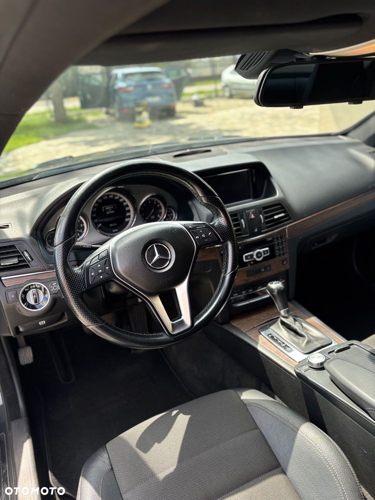 Mercedes-Benz Klasa E - 16