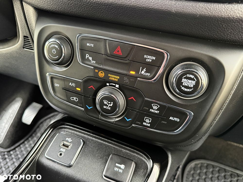 Jeep Compass 1.4 MultiAir Limited - 37