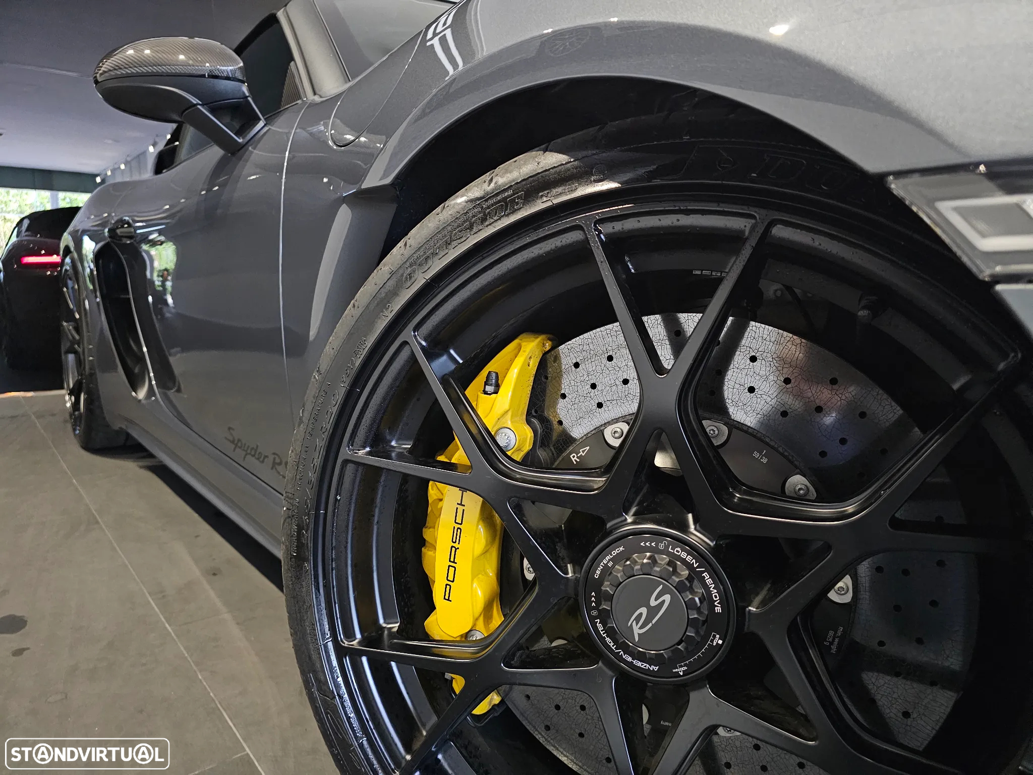 Porsche 718 Spyder - 4