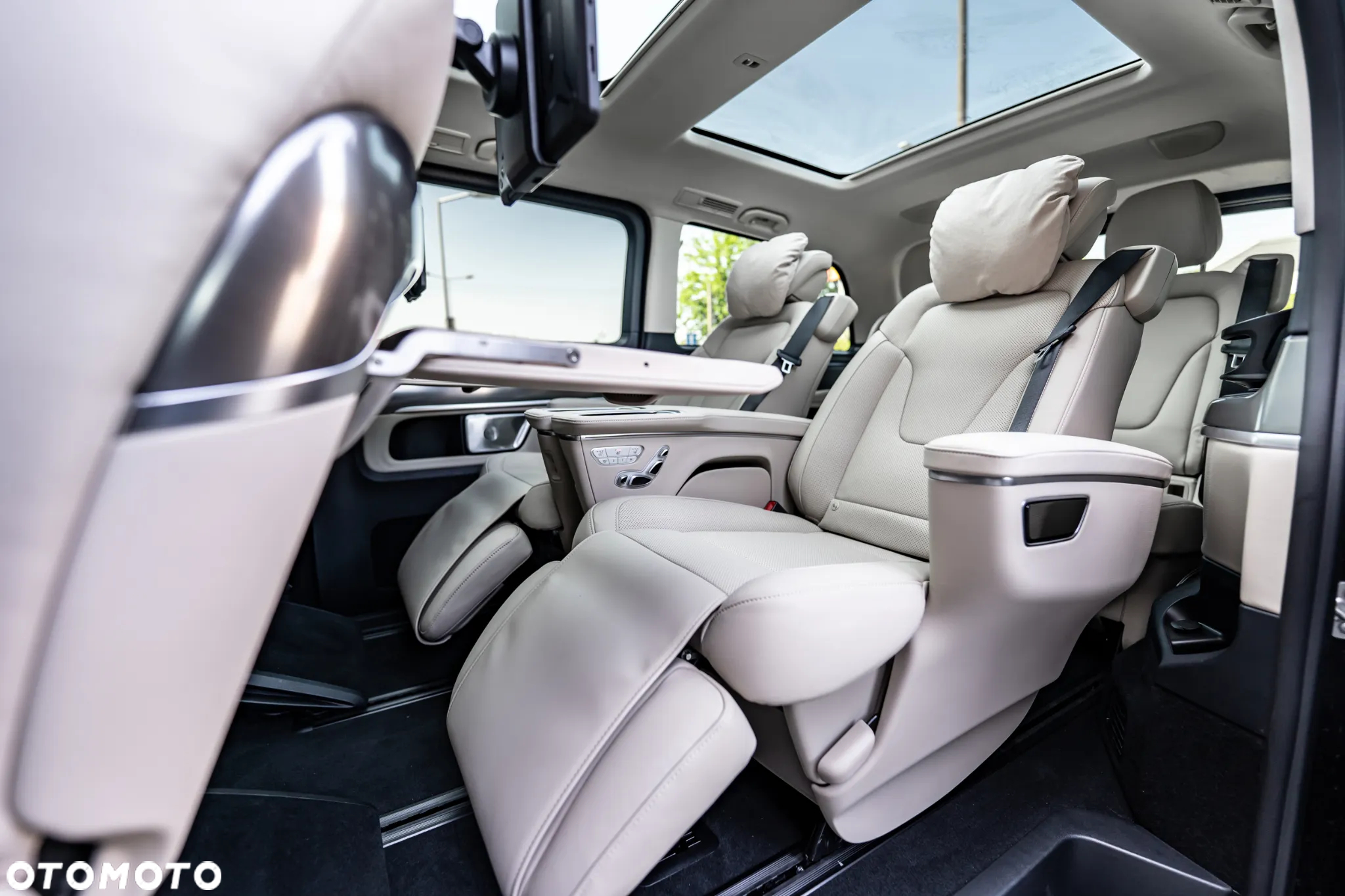 Mercedes-Benz Klasa V 300 d 4-Matic 9G-Tronic Exclusive (d³ugi) - 36