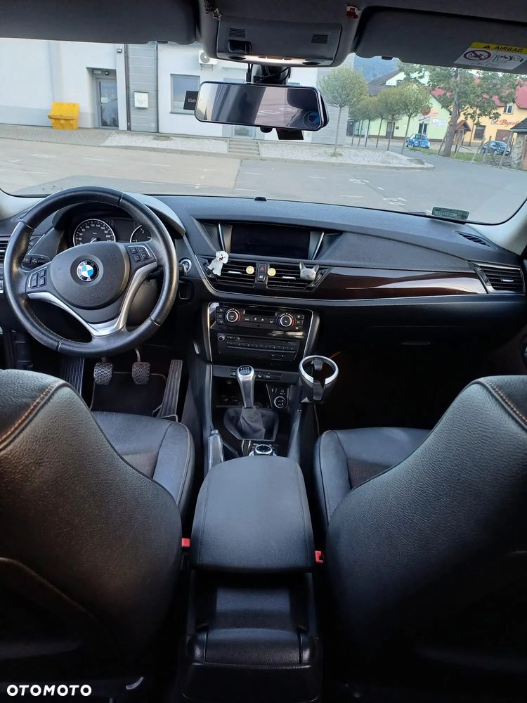 BMW X1 xDrive18d Sport Line - 8